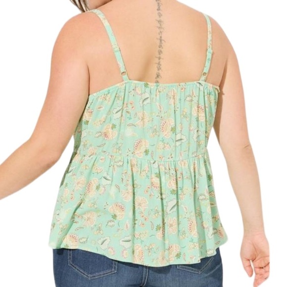 🧚 Washable Crinkle Gauze Sleeveless Crochet Tank - Picture 3 of 4